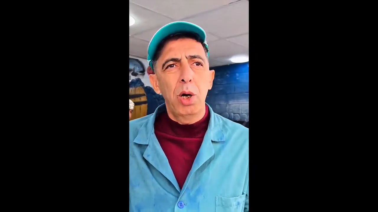 شاف مصطفي مع الفنان الكوميدي مراد صاولي العش